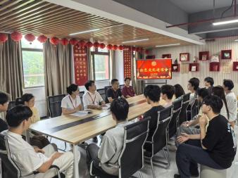 ���繤��ѧԺ���롰һվʽ��ѧ��������չ����ɫ�Ļ�����������